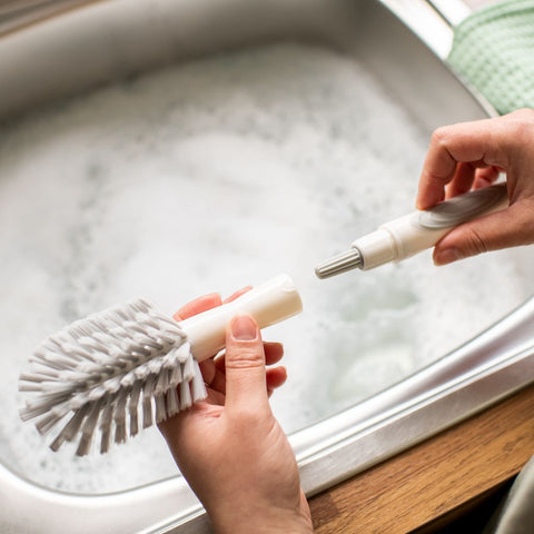 Tommee Tippee｜2合1奶瓶及奶咀刷